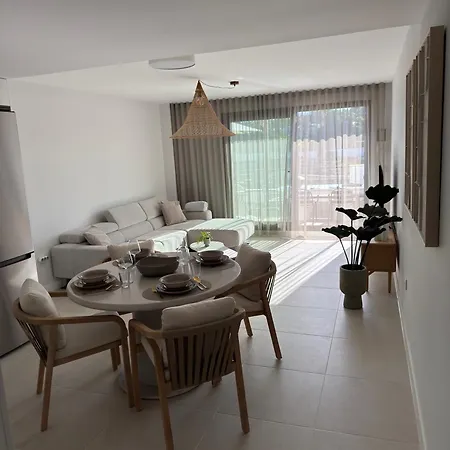 Costa Del Sol Poolside Paradise Apartment