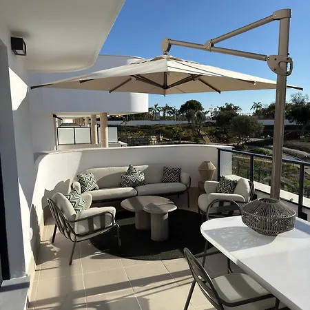 Costa Del Sol Poolside Paradise Apartment